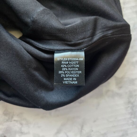 Blashe Crop Top, Denim-Look with Hook Closure Women's Sz M - Picture 3 of 6